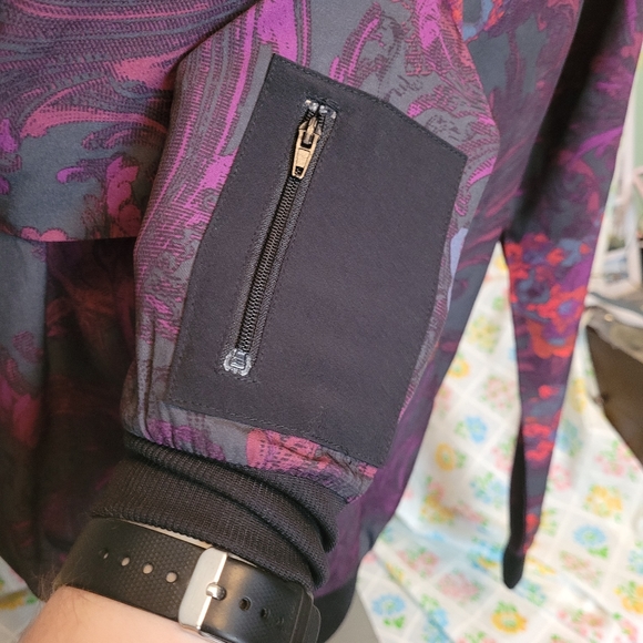 Fabletics purple floral printed bomber jacket - Picture 10 of 13